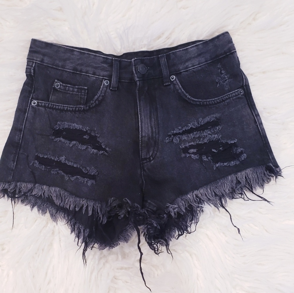 2 for $15❤*Distressed shorts*